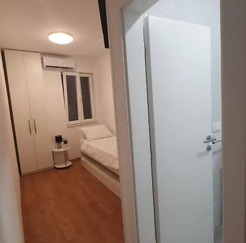 Luxury Old Town 住宿加早餐酒店