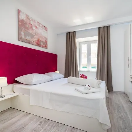 Oda ve Kahvaltı Luxury Old Town