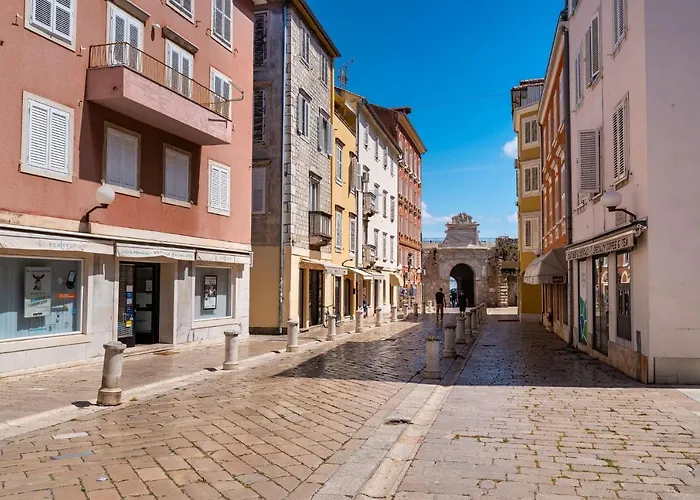 Luxury Old Town Bed & Breakfast Zara