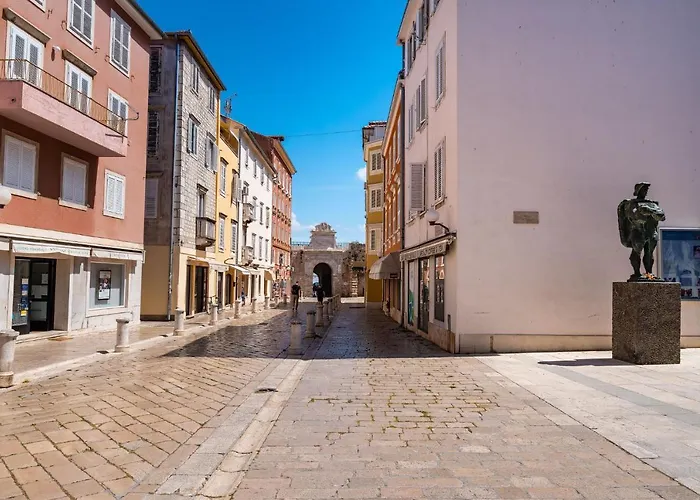 Luxury Old Town Bed & Breakfast 3*