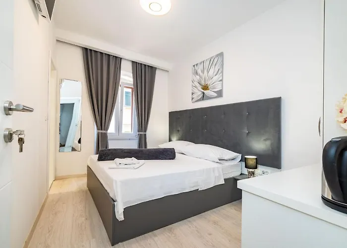 Luxury Old Town 3* Zadar