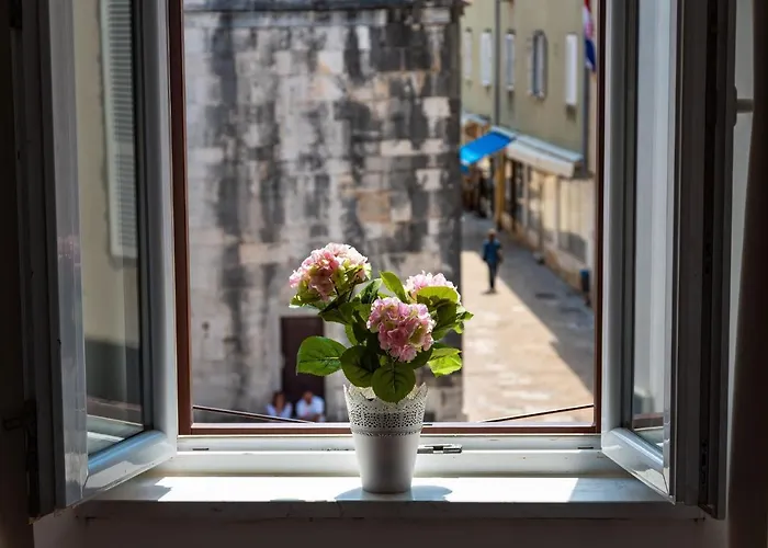 Luxury Old Town Bed & Breakfast 3*